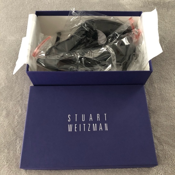 STUART WEITZMAN BLACK PUMPS SIZE 9B - Picture 10 of 10